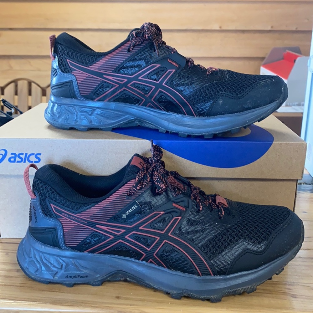 ASICS Gel-Sonoma 5 G-TX Trail Running Shoe